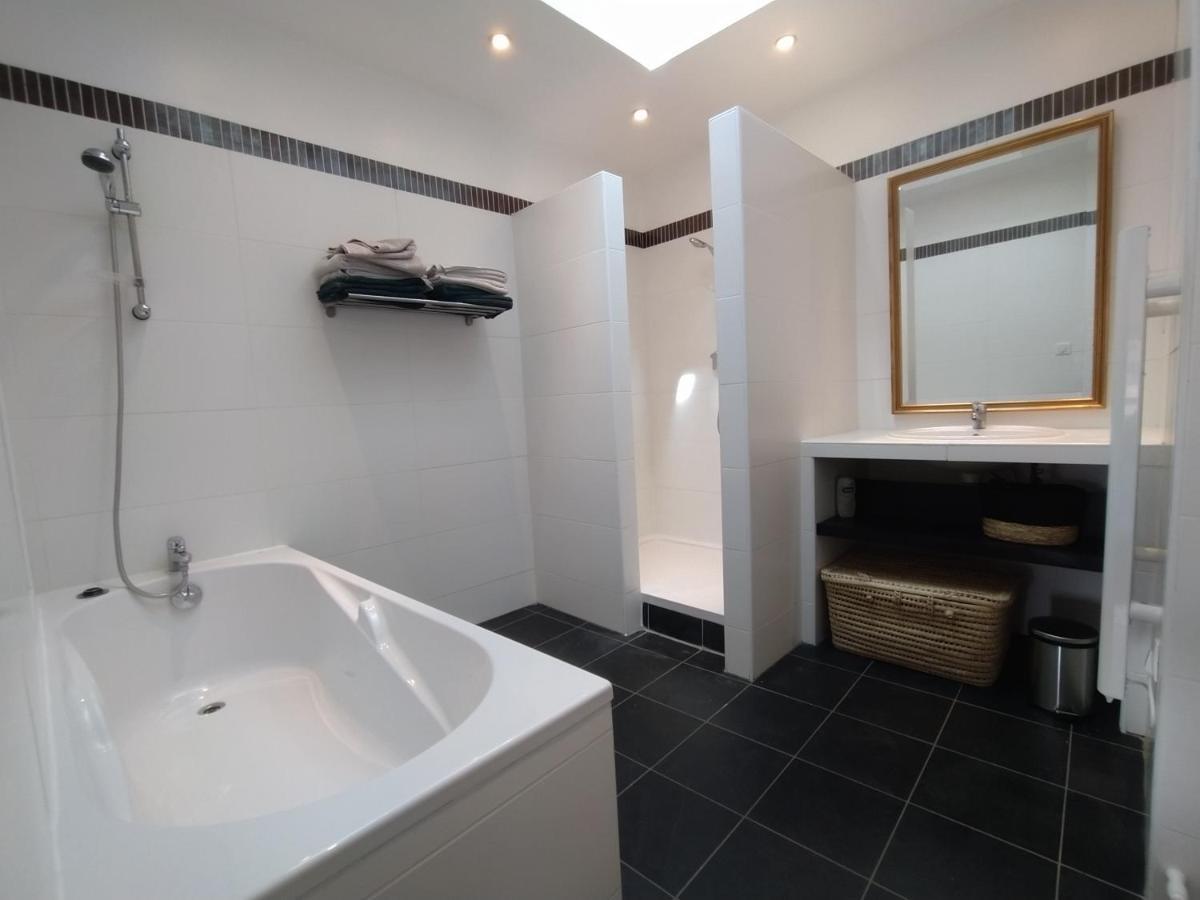 Apartment La 57